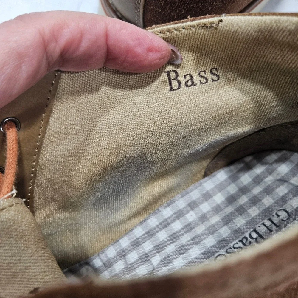 GH Bass Co Brown Suede Chukka Boots Orange Laces Gingham Lining Desert Shoes‎